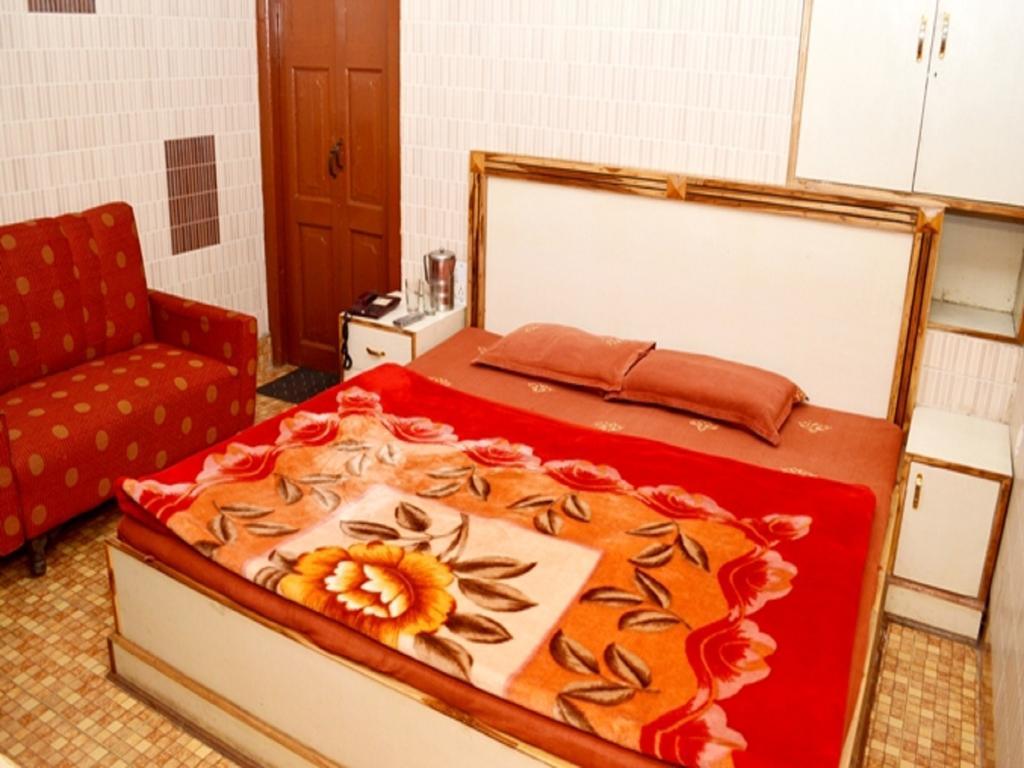 Kasauli Hotel Puri Стая снимка